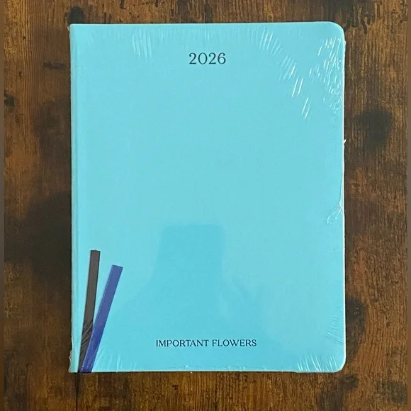 New Sofia Coppola Important Flowers 2026 Monthly Weekly Planner w/signature card - Picture 9 of 12